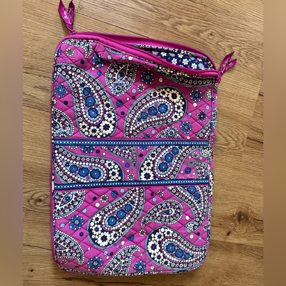 Vera Bradley Retired Boysenberry Pink Paisley laptop bag